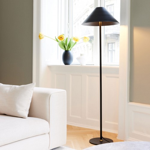 Lampadar dormitor Hygge, corp de iluminat Halo Design - archiLIGHT