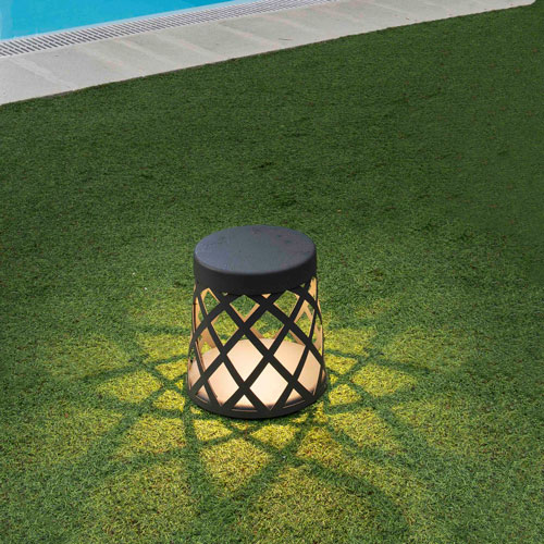 Lampa decorativa IP65 pentru terasa Lampa decorativa IP65 pentru terasa